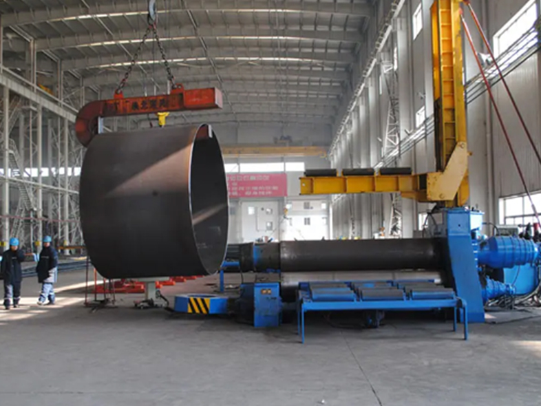 تطبيقات آلات ثني الألواح في الصناعة الحديثة